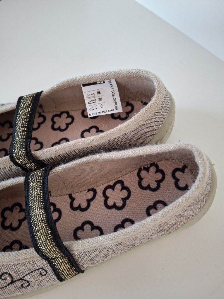 Kapcie MD r.27 nowe
