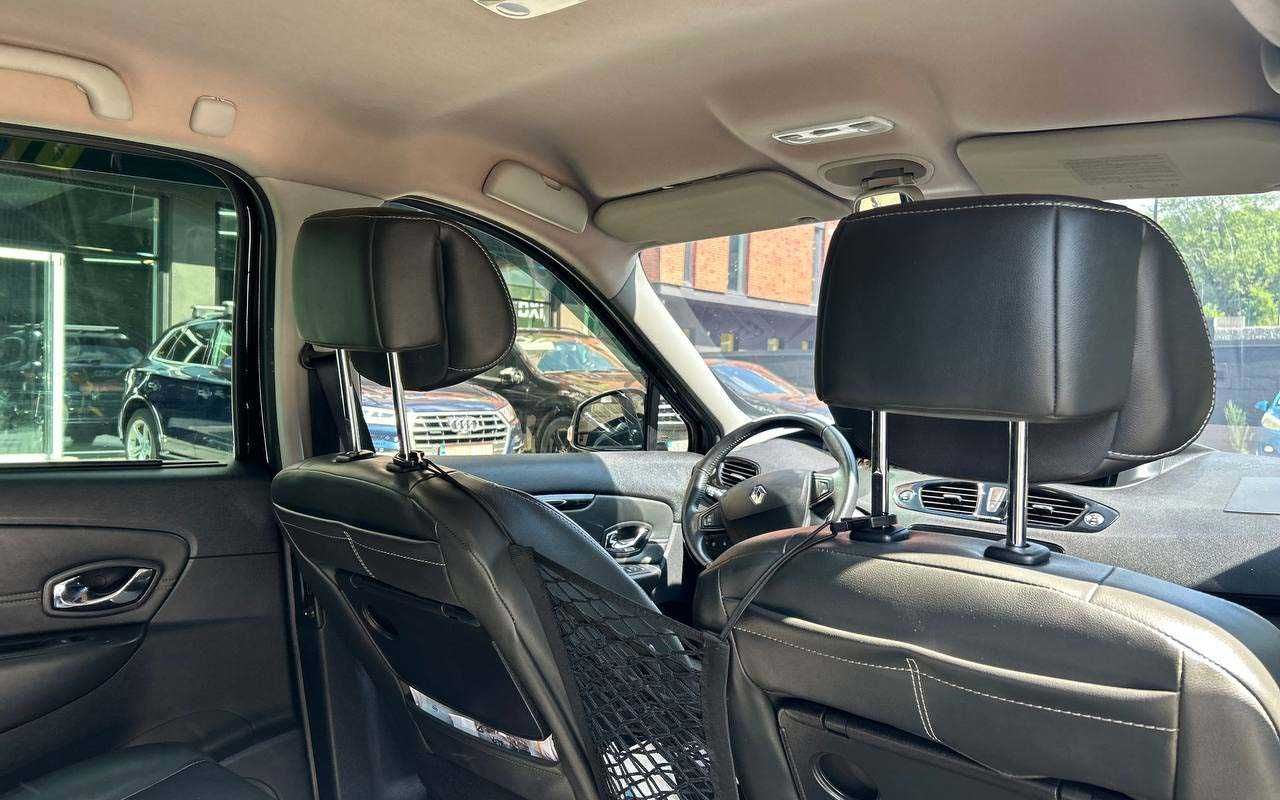 Renault Megane Scenic 2013