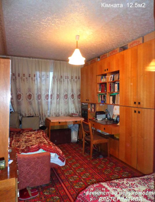 4-х к кв 700 річчя р-н Депот Центр, 3 ПОВЕРХ не кутова, на дві сторони
