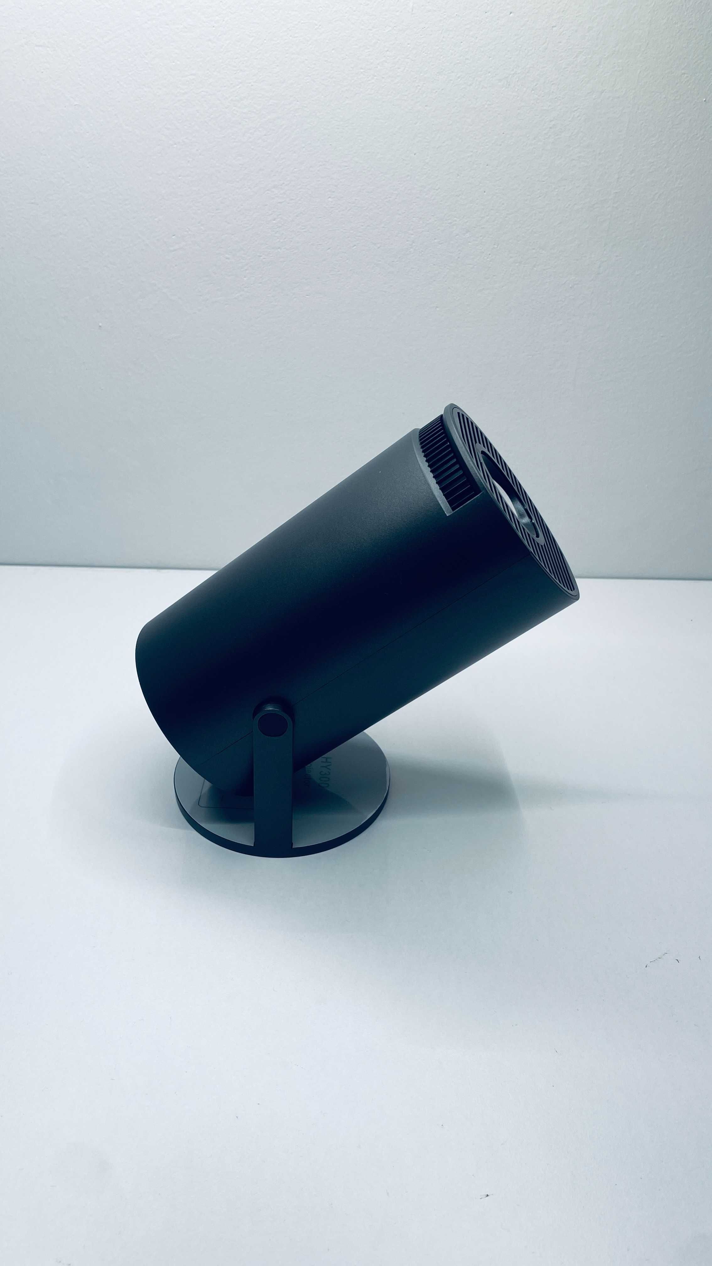 Projektor 4K Magcubic Android 11 WiFi 6 Bluetooth 130" Obrót 360