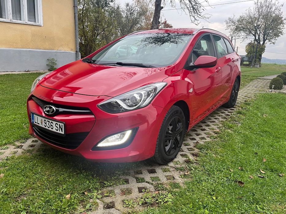Hyundai I30 Super stan * dwa komplety kół *