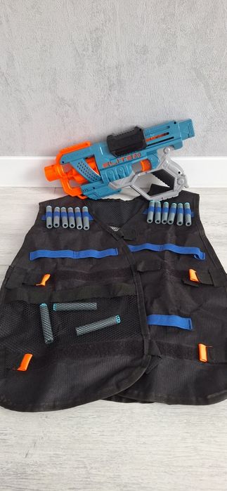Бойовий набір Nerf Commander Elite 2.0 бластер+жилет з патронами
