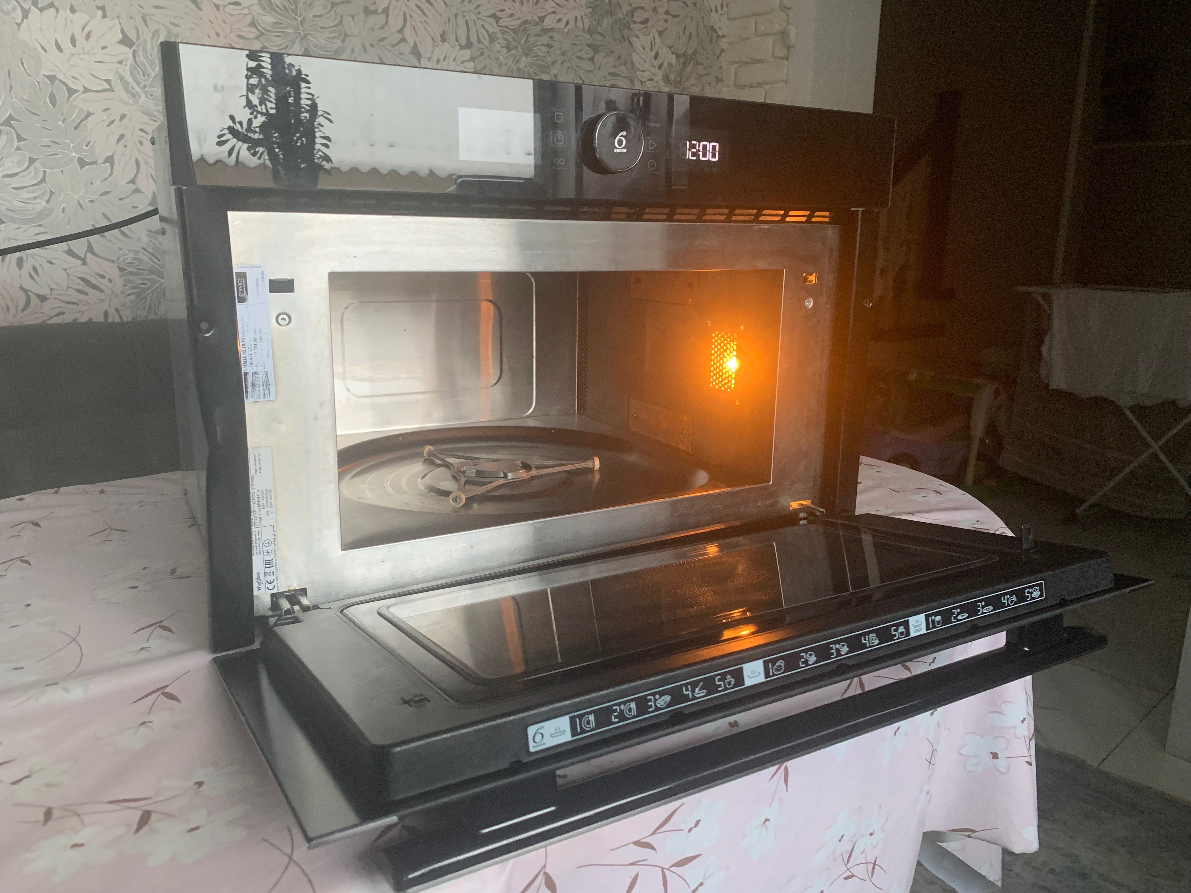 Мікрохвильова піч Whirlpool AMW 730/NB/SD по запчастинам