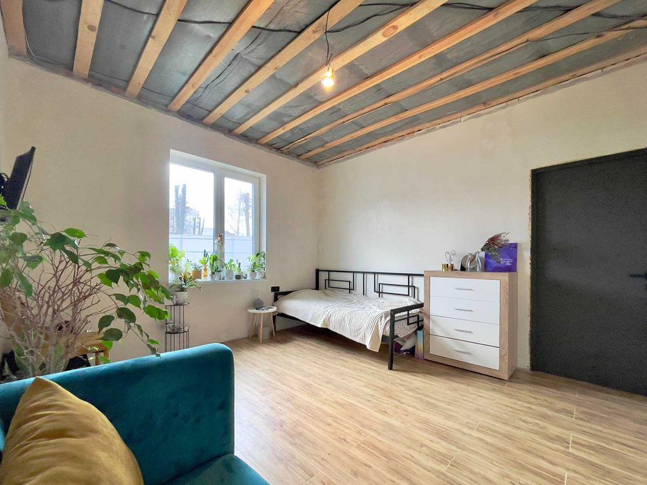 Продам стильный новый дом на  Роменской.