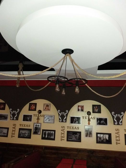 Продам помещение кафе-кондитерской.