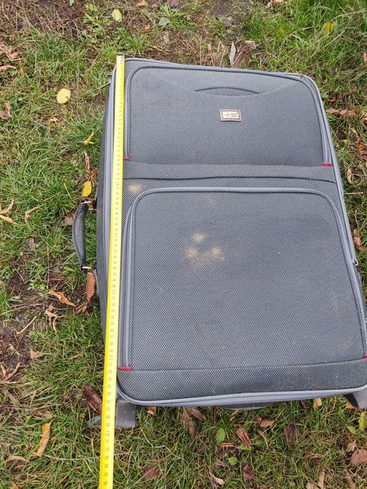 Валіза на колесах