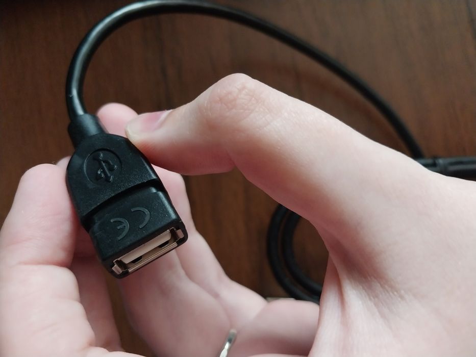 Кабель адаптер на 2 usb входи hama manchester notebook