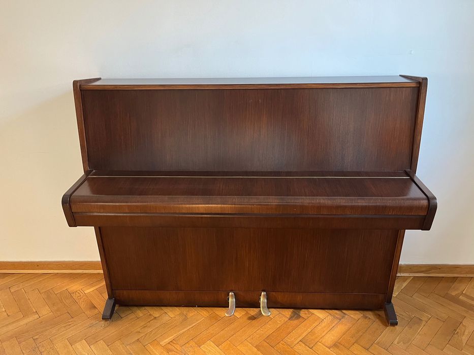 Używane pianino dobry stan