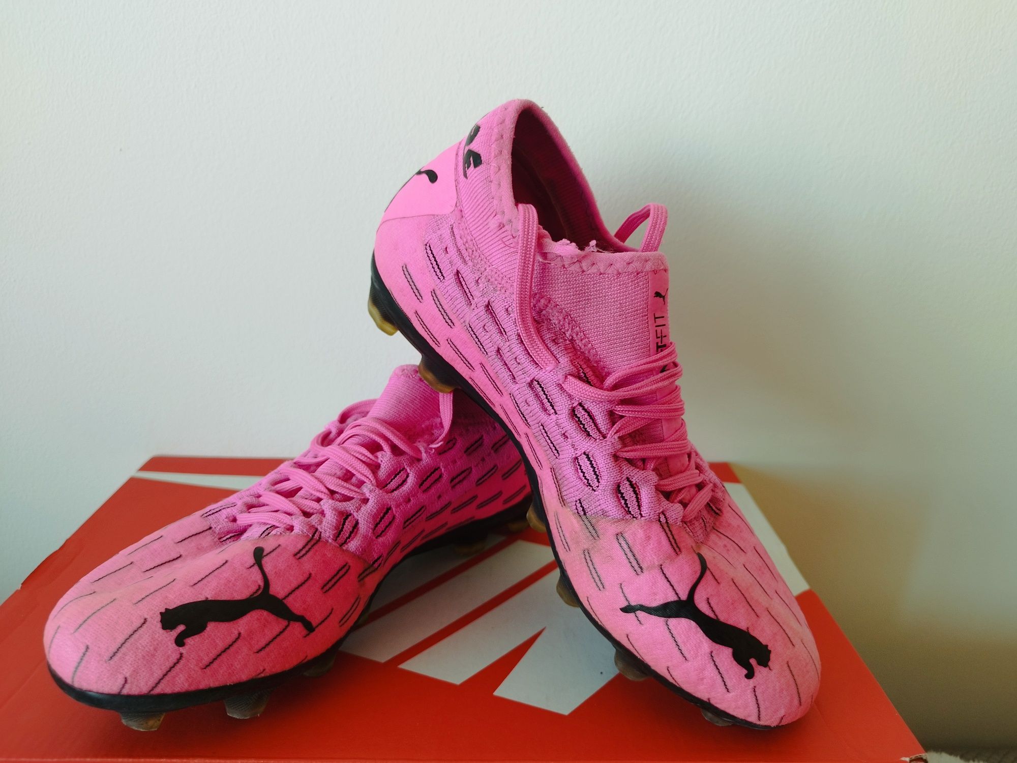 Buty piłkarskie korki PUMA rozmiar 38,5