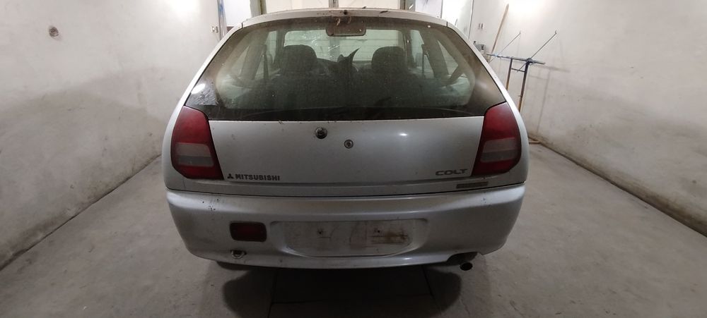 Mitsubishi Colt р0збірка купе
