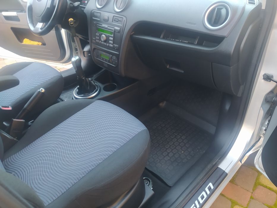 Ford Fusion 2011 1.6л.