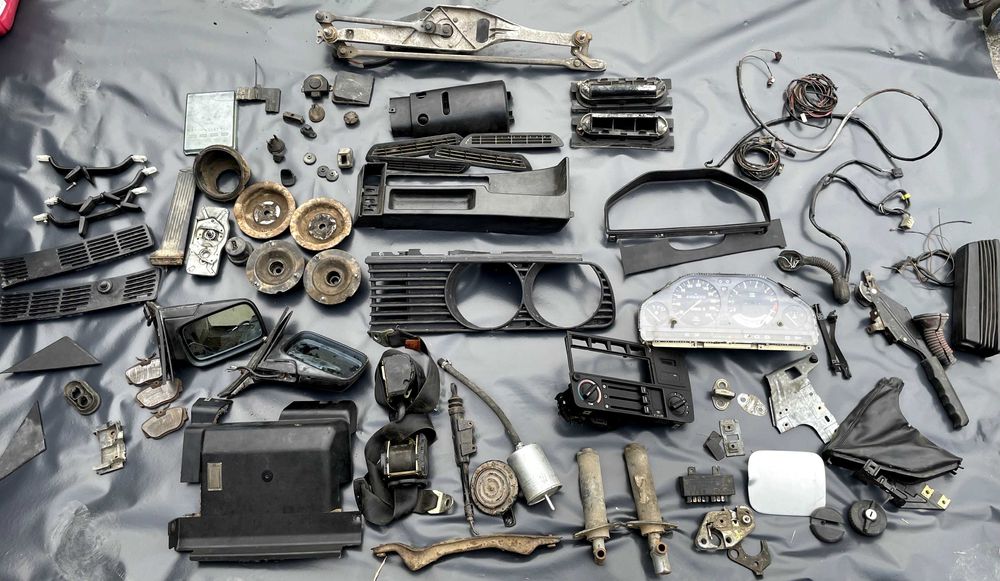 Разборка Bmw e30 е34 м50 м20 м40 м10