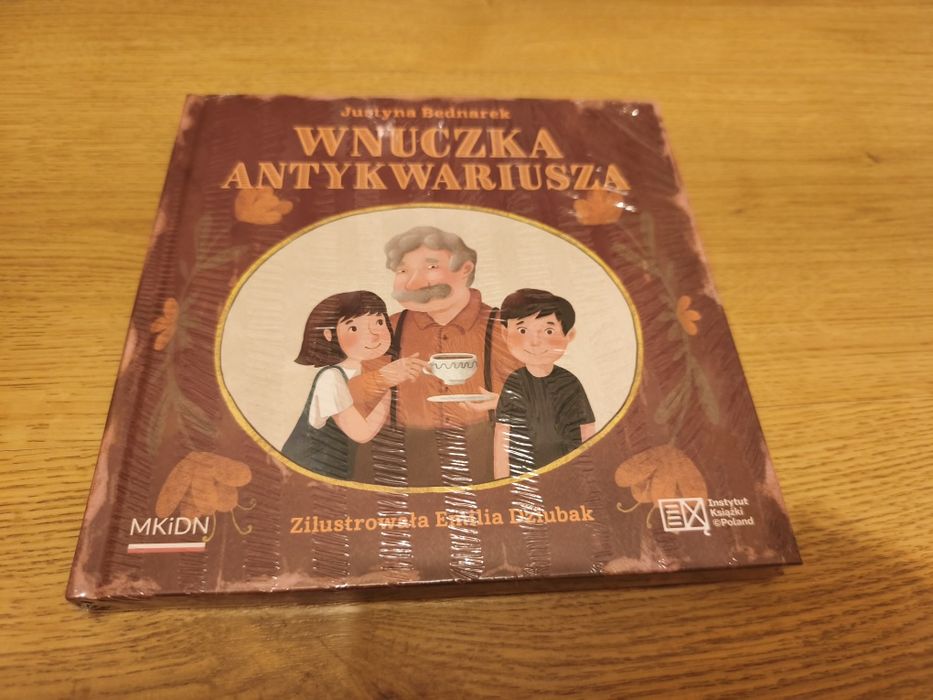Nowy przewodnik dla rodziców Wnuczka antykwariusza Polecam !