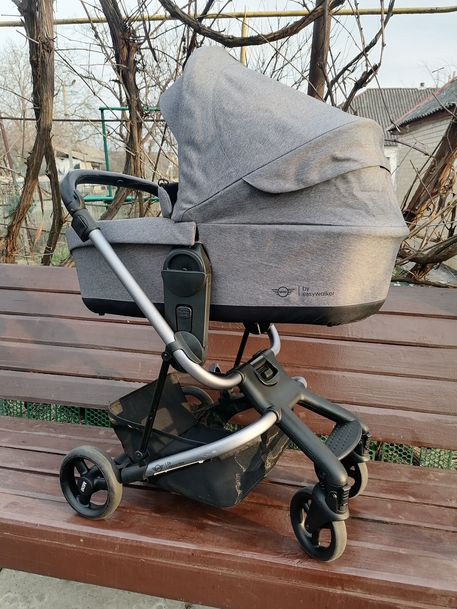 Дитяча коляска Easy Walker MINI 2 in 1. Люлька та прогулянка.