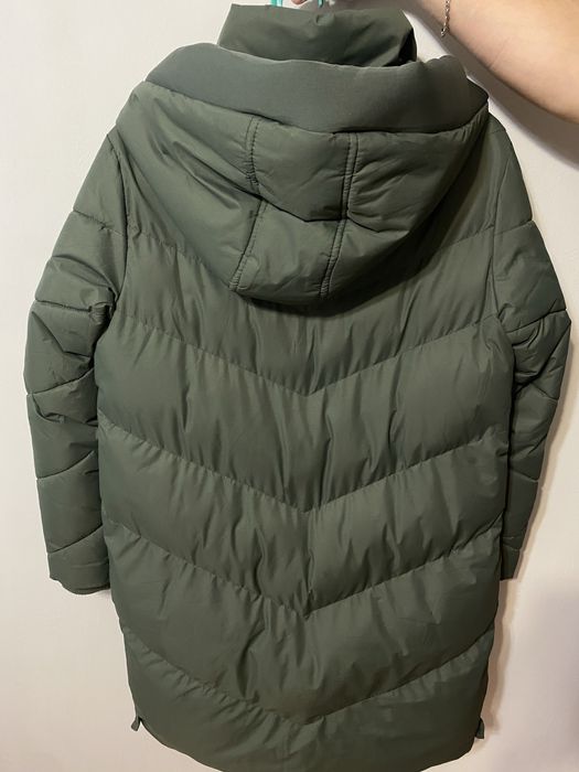 Зимові пуховики жіночі