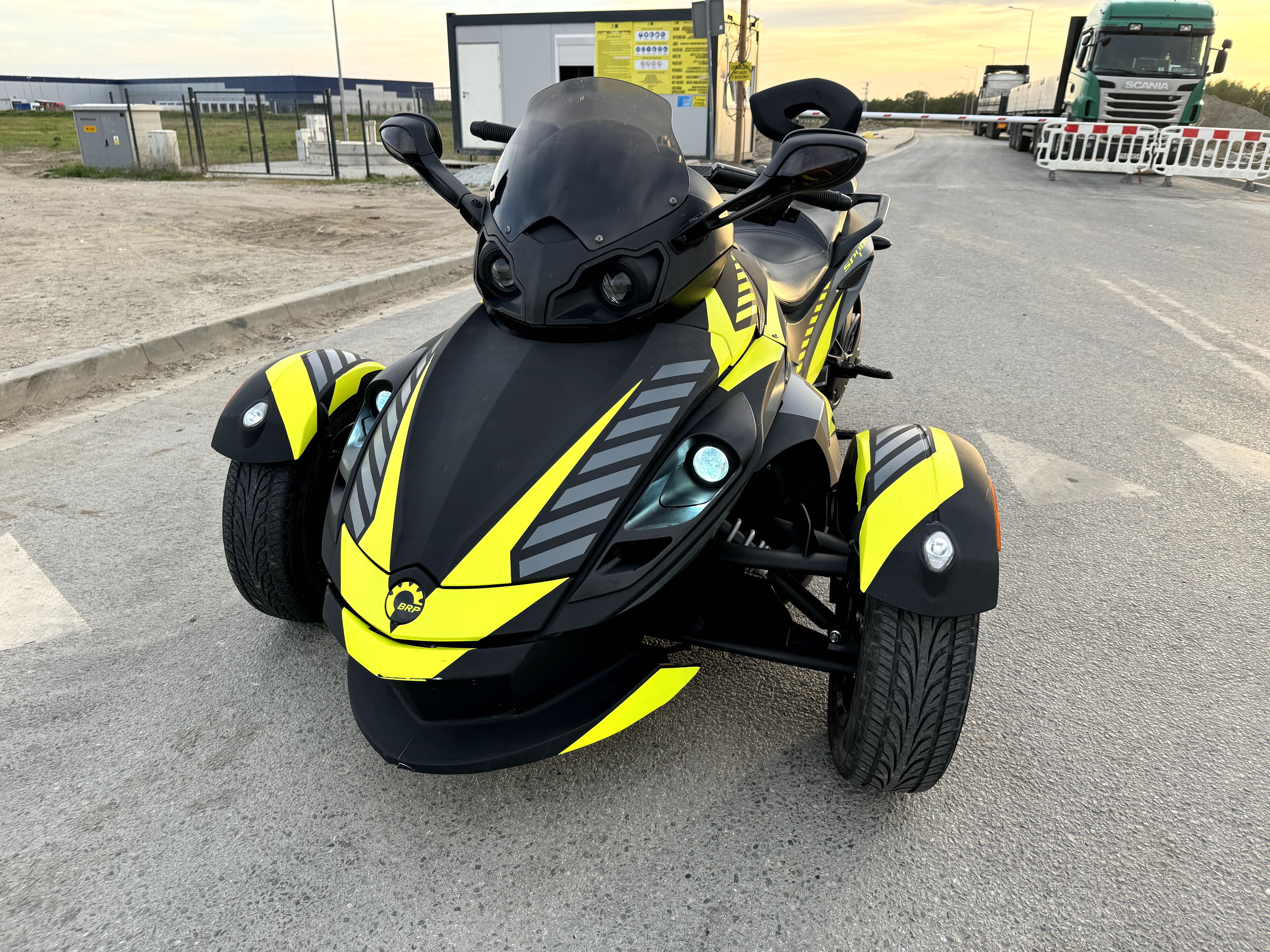 JEDYNY taki w Polsce CAN AM Spyder Can-am