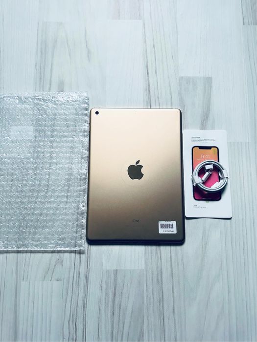 З гарантією Ipad 5 32gb gold neverlock 80% акумулятор