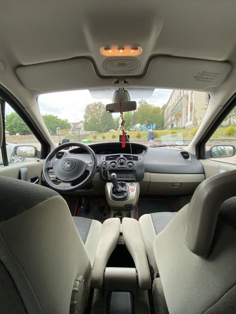 Renault Megane Scenic 2005