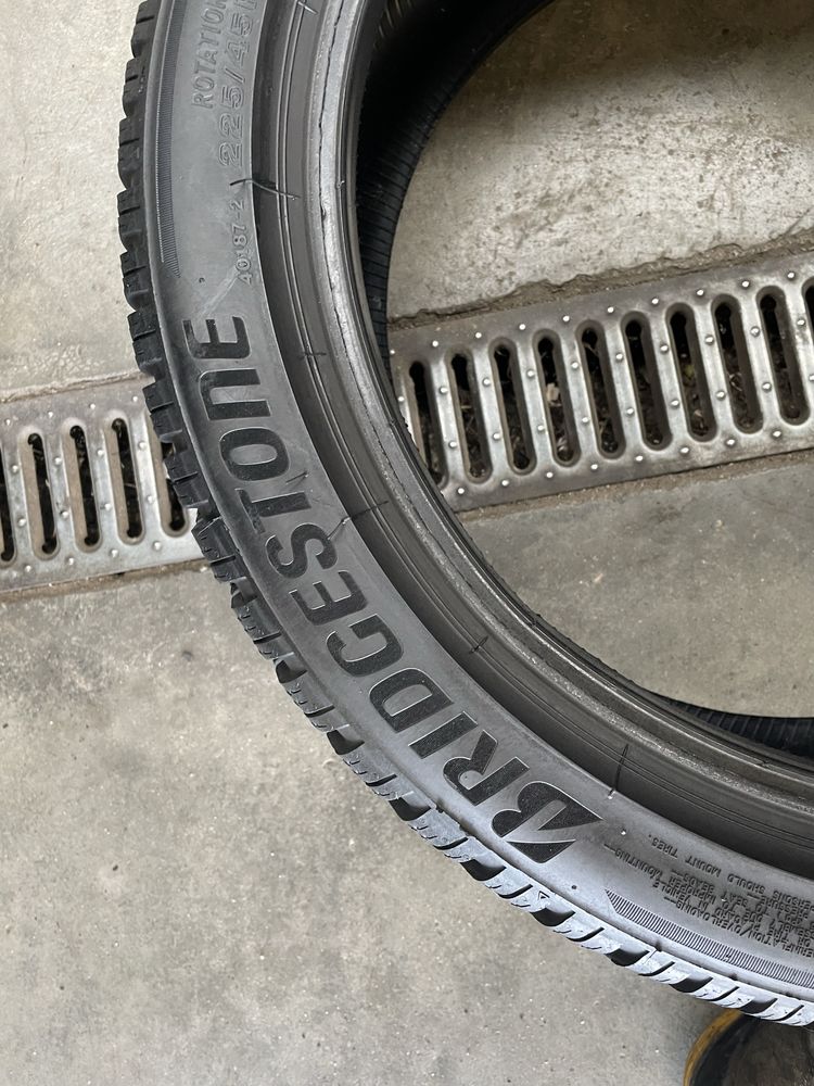 4x opony 225/45/18 bridgestone blizak zimowe super stan