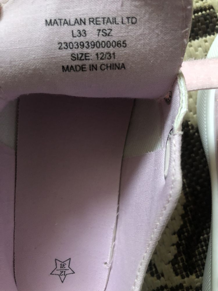 Продам дитячі кеди нові