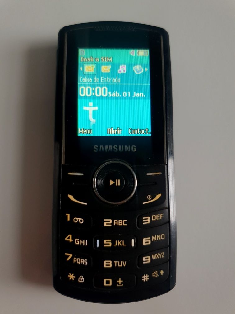 Telemóvel GT-E2230