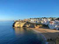 Férias Algarve V2 em pleno descanso no Carvoeiro · Ver semanas livres