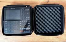 Sampler groovebox syntezator Akai MPC ONE decksaver torba