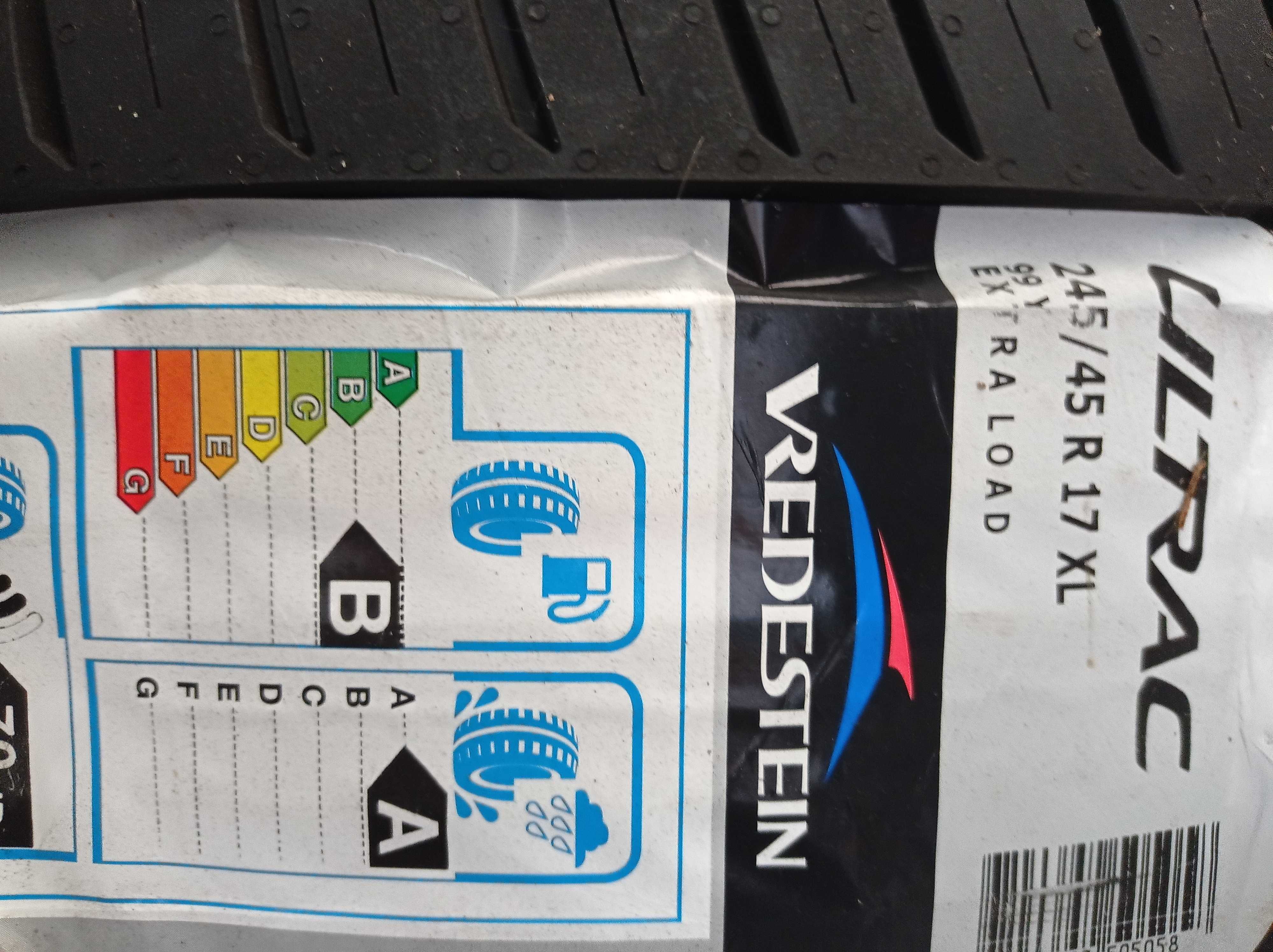 Opona Vredestein Ultrac 245/45 r17 XL 99Y