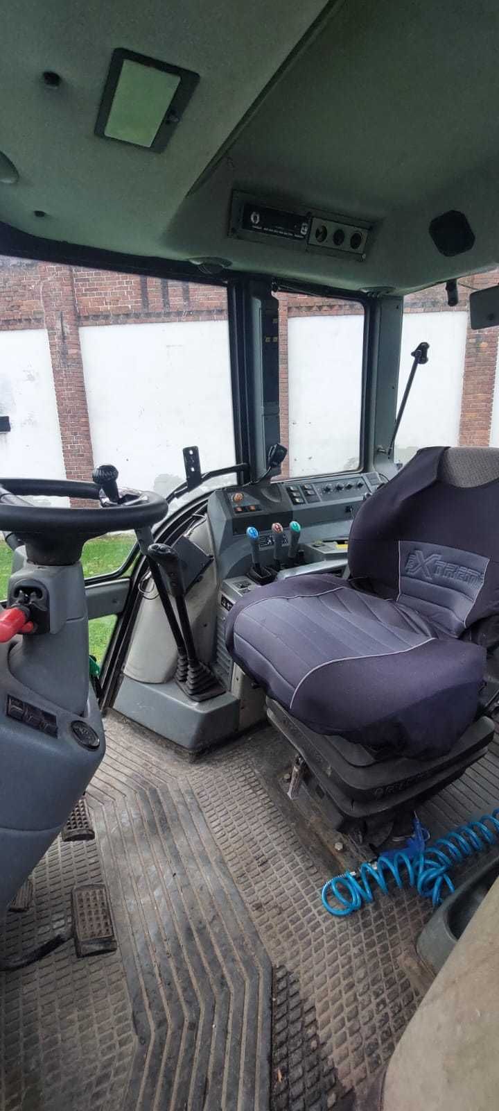 Ciągnik Valtra T150