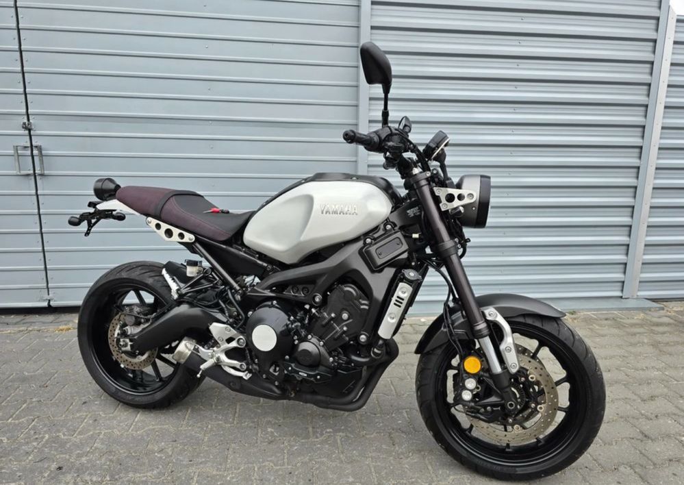Yamaha XSR900 Колесо/Бак/Та інші зпч...