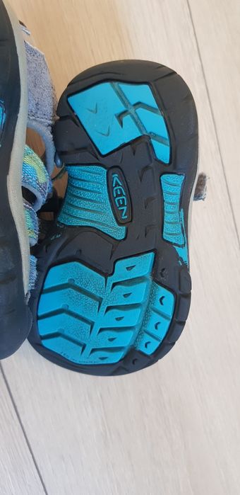 Sandały dziecięce  KEEN r. 24