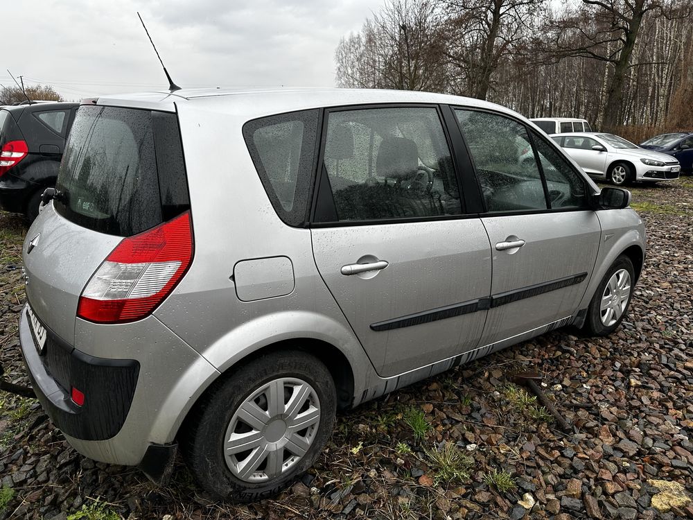 Renault Megane Scenic II 1.6 16V rok 2005. Przygotowany do rejestracji