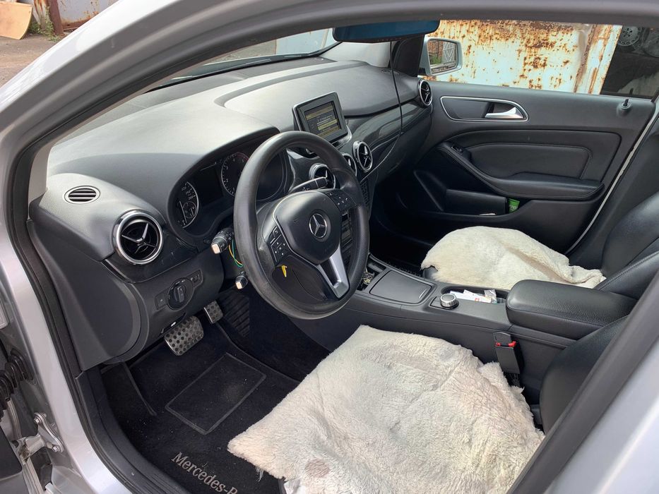 Mercedes Benz b 180 cdi
