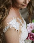 Suknia slubna Gala Asami muslinowa, koronka, ivory, plecy, 178cm M