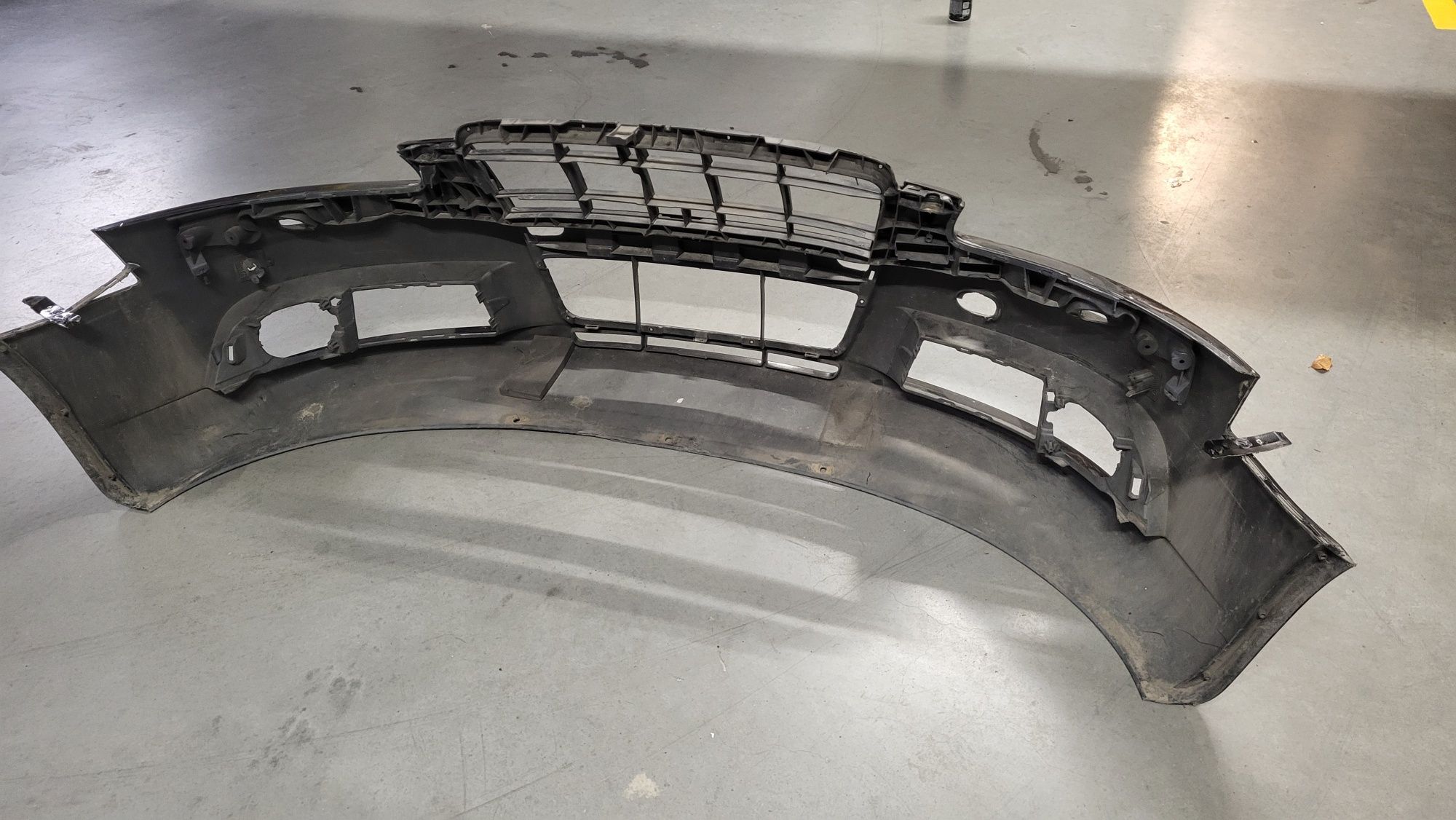 Zderzak przedni A6 C6 przedlift S line oryginał LZ9Y pdc uchwyty d