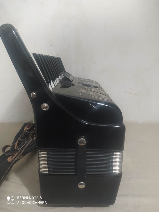 Акордеон Weltmeister Caprice 3/4 34/80