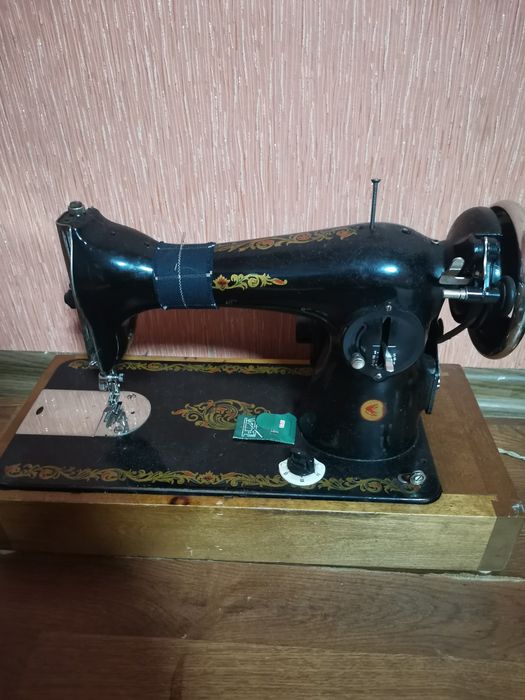 Швейна машина.. Продам.. не дорого