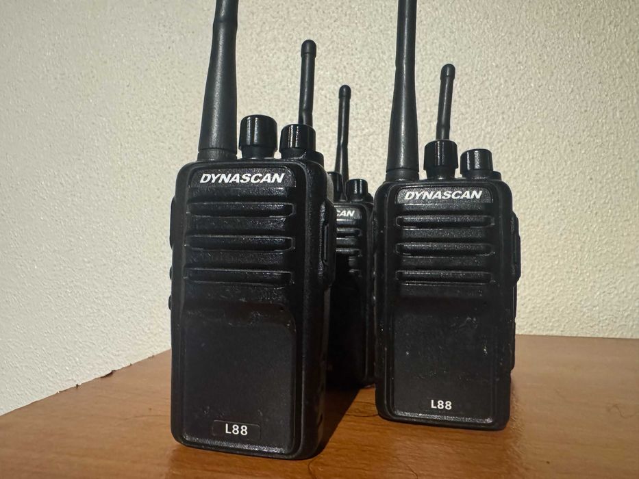 Dynascan L-88 PMR446 walkie-talkie , Pack 8
