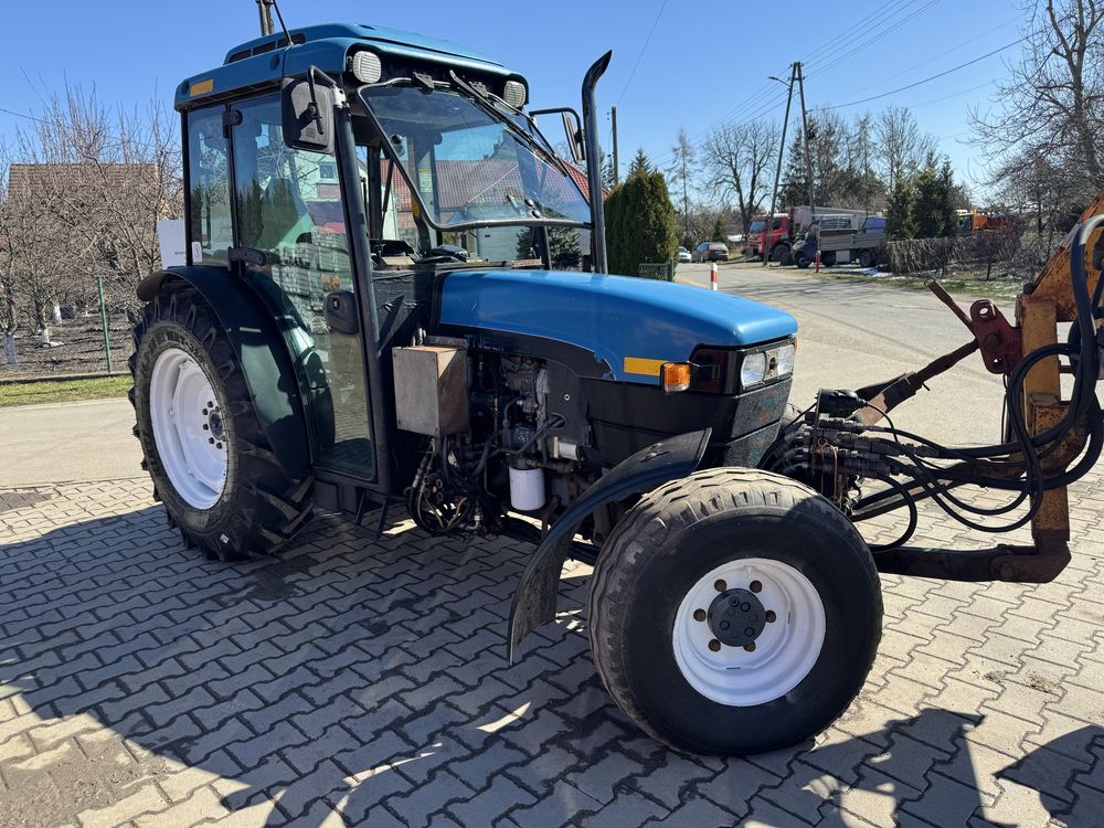 Sadowniczy New Holland TN 65F kubota case komunalny tuz oryginał zetor