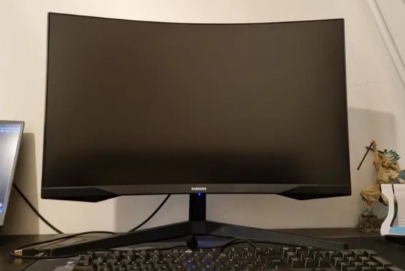 Uszkodzony Monitor gamingowy Samsung odyssey g5