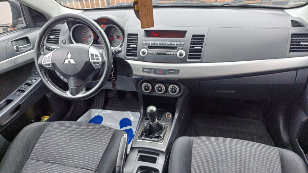 Mitsubishi Lancer 1.8 benz.+gaz klima