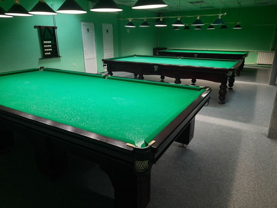 Більярдний стіл 12