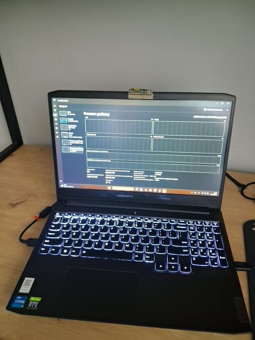 Laptop gamingowy Lenovo