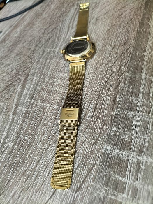 Продам наручний годинник