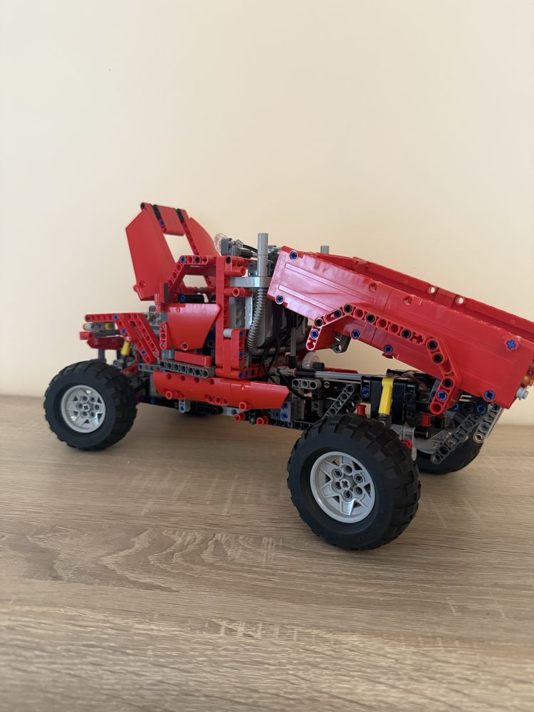 Lego Technic #42029 - Auto Terenowe + Silnik i Elektronika