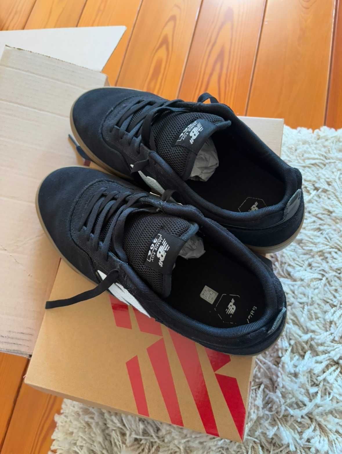 Tênis New Balance novos em folha para venda