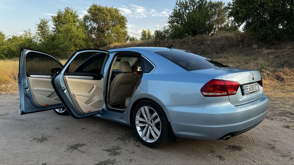 Volkswagen Passat B7 USA 2.5 газ/бензин