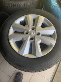 Dacia Sandero nowe  felgi z oponami Bridgestone 185/65/15