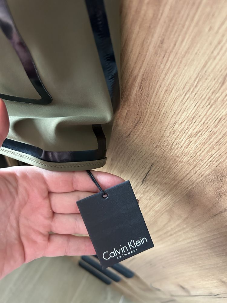 Nowy Bezrękawnik damski Calvin Klein r. S z metkami
