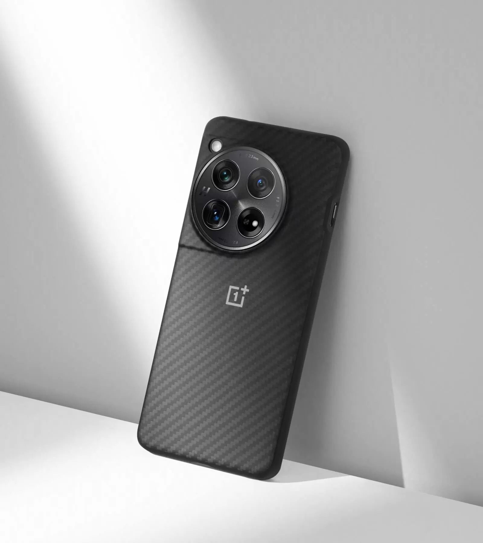 Фирменный чехол OnePlus 12 aramid fiber karbon оригинальный